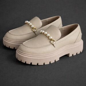 Stuart Weitzman Cream Platform Loafers with Pearl Accent